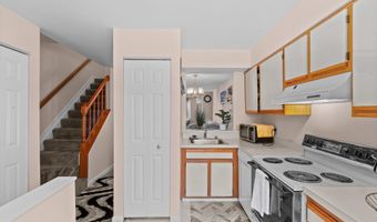 2125 CEDAR BARN Way, Baltimore, MD 21244
