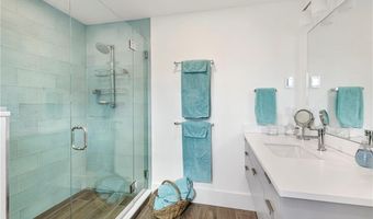 592 Tuckerman Ave, Middletown, RI 02842