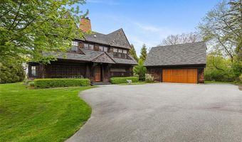 25 Walnut St, Jamestown, RI 02835