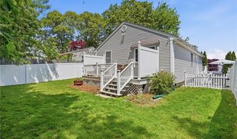 212 Lexington Ave, North Providence, RI 02904