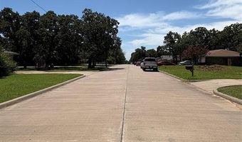 102 Shady Oak Rd, Keene, TX 76059