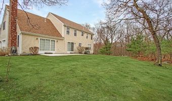 226 Tower Hill Rd, Cumberland, RI 02864