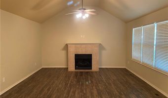 2 Radcliffe Dr, Bella Vista, AR 72714