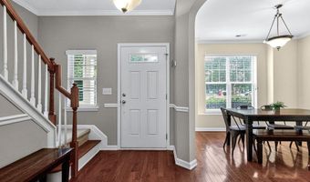 107 Haybarn Ct, Apex, NC 27502
