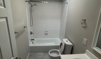 222 N HILTON St, Baltimore, MD 21229
