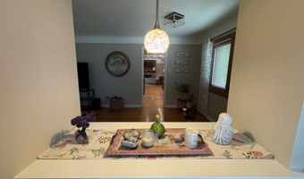 8908 Fox Ave, Allen Park, MI 48101