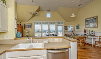 905 Bramble Reach # B, Bald Head Island, NC 28461