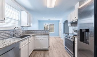 4005 Carriageway Ave, Bentonville, AR 72712