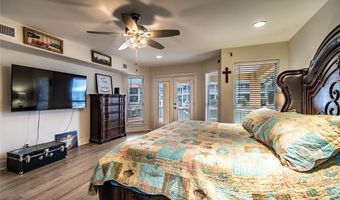 129 Sea Breeze Dr, Aransas Pass, TX 78336