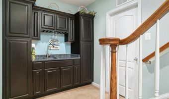 25030 GRAYWACKE Dr, Aldie, VA 20105