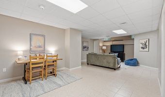 696 Liberty Square Rd, Boxborough, MA 01719