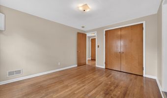 1509 E Stadium Blvd, Ann Arbor, MI 48104