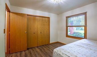 8507 Pineview Lake Dr, Argentine, MI 48451