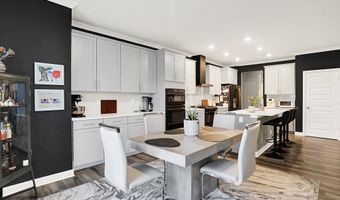3592 Gillsland Rd, Bargersville, IN 46106