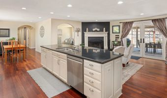 2855 N Victoria Dr, Alpine, CA 91901