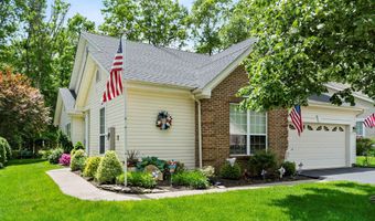 102 Sylvan Lake Blvd, Bayville, NJ 08721