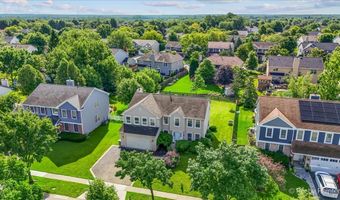 1831 Haverford Dr, Algonquin, IL 60102