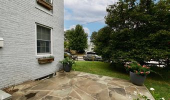 1820 LESLIE Ave, Alexandria, VA 22301