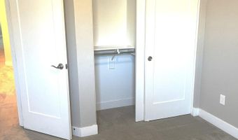 3855 S MCQUEEN Rd 21, Chandler, AZ 85286