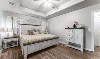 541 Firewood Dr, Centerton, AR 72719