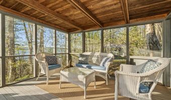 305 Bay View Dr, Bar Harbor, ME 04609