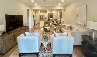 1718 W FARMVILLE Rd, Auburn, AL 36830