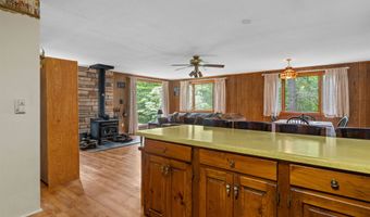 70 Meredith Ln, Barnstead, NH 03225