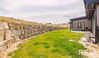 21 Tailwinds Dr, Cody, WY 82414