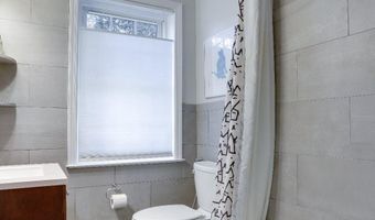 2906 13TH St S 6-1, Arlington, VA 22204