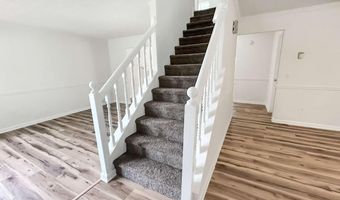 2945 Georgian Manor Dr, Alpharetta, GA 30022