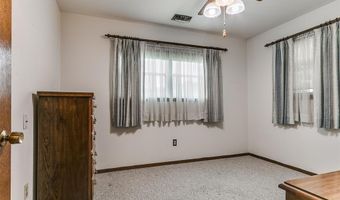 2120 N Divis Ave, Bethany, OK 73008