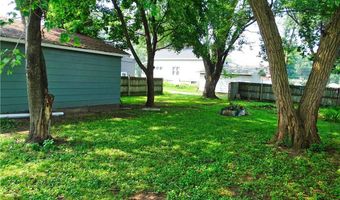 2412 5th St, Eau Claire, WI 54703