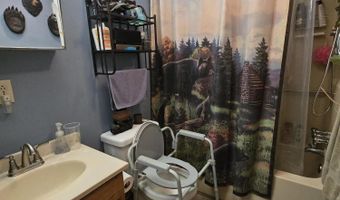 8 Running Bear Ln, Albrightsville, PA 18210