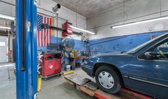307 311 N Main, Andale, KS 67001