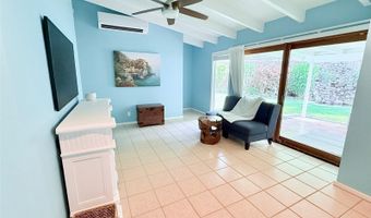 827 Kalalea St, Honolulu, HI 96825