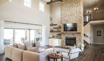 3899 Chapel Hill Ct, Bargersville, IN 46106