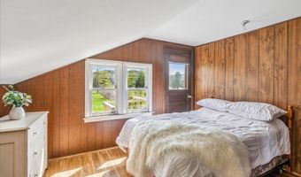 95 Bellwater Ave, Barton, VT 05822