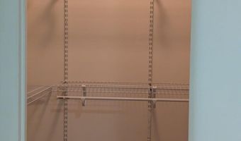 3210 S 28TH St 304, Alexandria, VA 22302