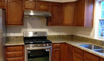 7048 GATTON Sq, Alexandria, VA 22315