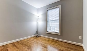 953 HARRISON Cir, Alexandria, VA 22304