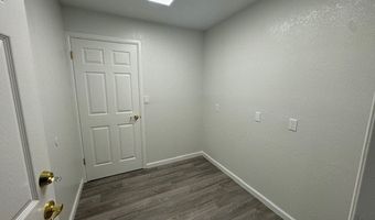 2809 Henry St A, Honolulu, HI 96817