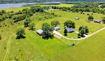 4848 S 50th Rd, Aldrich, MO 65601