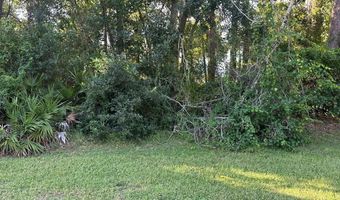 103 Bay Colony Way, Apalachicola, FL 32320