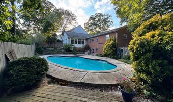 4300 37TH Rd N, Arlington, VA 22207