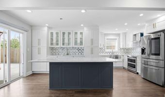 114 Woodhaven Way, Alpharetta, GA 30009