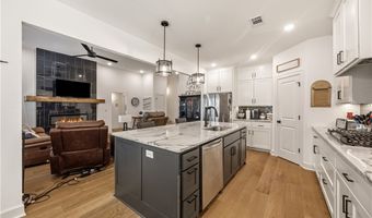 1110 Whistler St, Bentonville, AR 72713