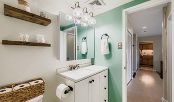 9900 GEORGIA Ave 27-716, Silver Spring, MD 20902