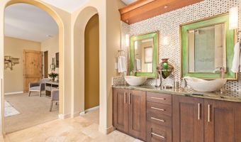 36092 N SUMMIT Dr, Cave Creek, AZ 85331