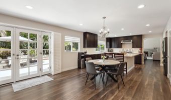 7027 Alicante Rd, Carlsbad, CA 92009