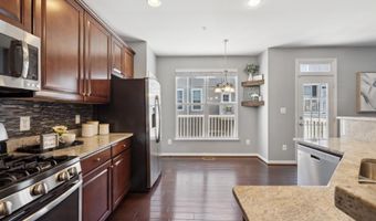 24682 CARIBOU Sq, Aldie, VA 20105